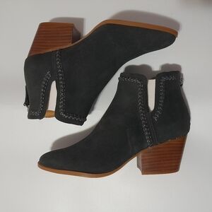 Dolce Vita Dylan Suede Bootie Dark Gray